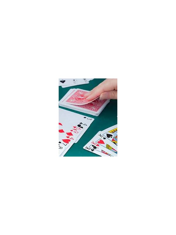 Rummy Draw Choices: When the Discard Pile Is Worth Considering