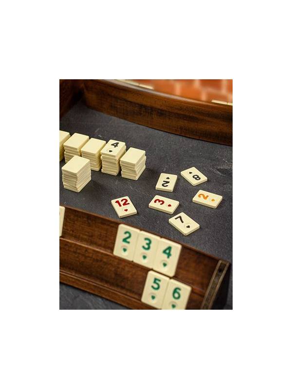 Rummy Table Lighting: Set Up a Clear View Before You Play